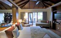 Villa bedroom